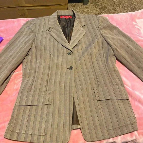 Ann Klein, Blazer, Tan with brown stripes, Size 12 - Picture 4 of 8